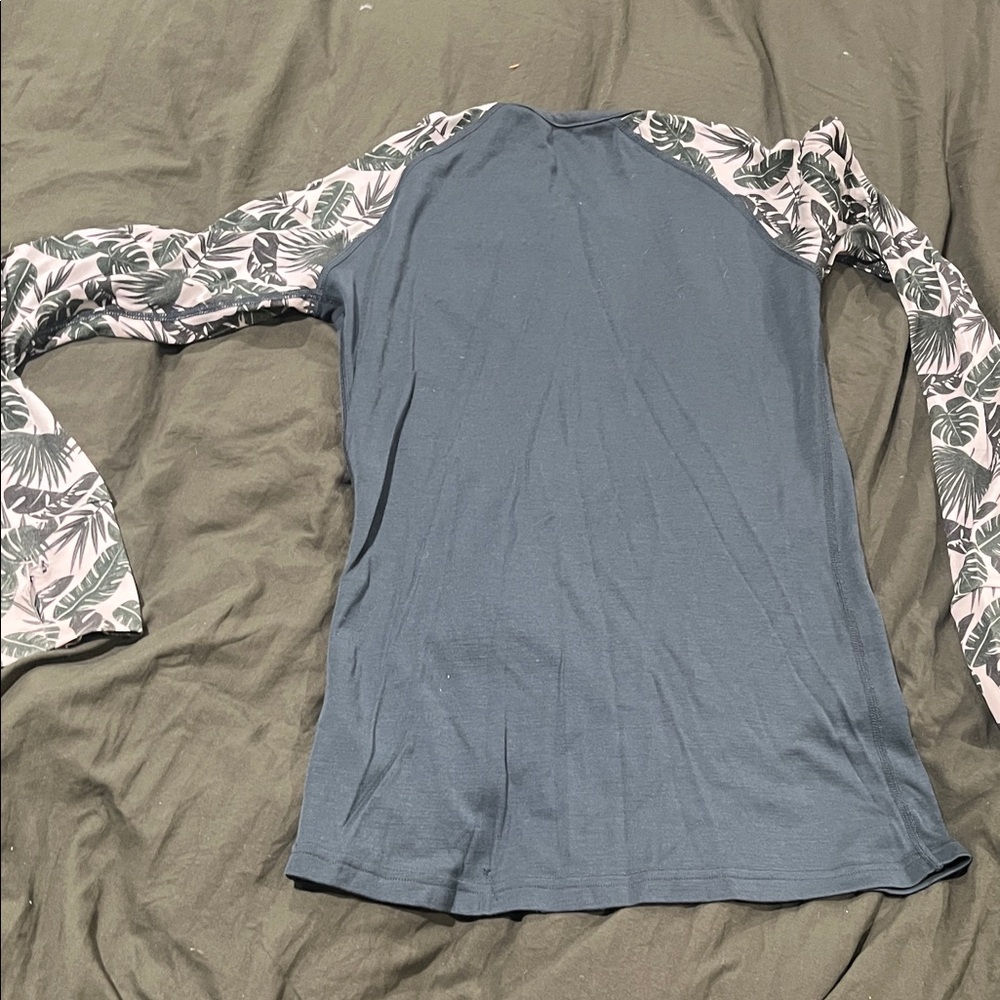 Wild Rye Evie Leaf Print Wool Baselayer Top - Picture 4 of 5